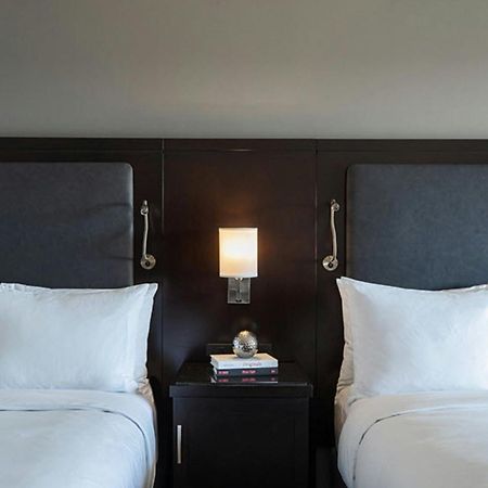 The Baronette Renaissance Detroit-Novi Hotel Luaran gambar